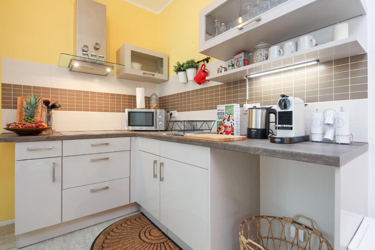 5 Personen Altbau Nahe Kurfuerstendamm - Shakespeare Berlin Extérieur photo