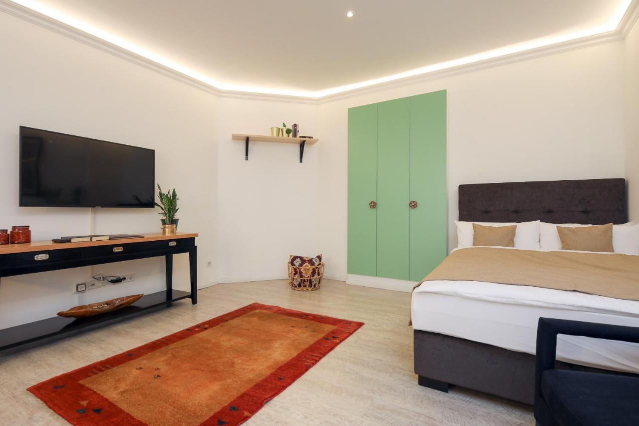 5 Personen Altbau Nahe Kurfuerstendamm - Shakespeare Berlin Extérieur photo